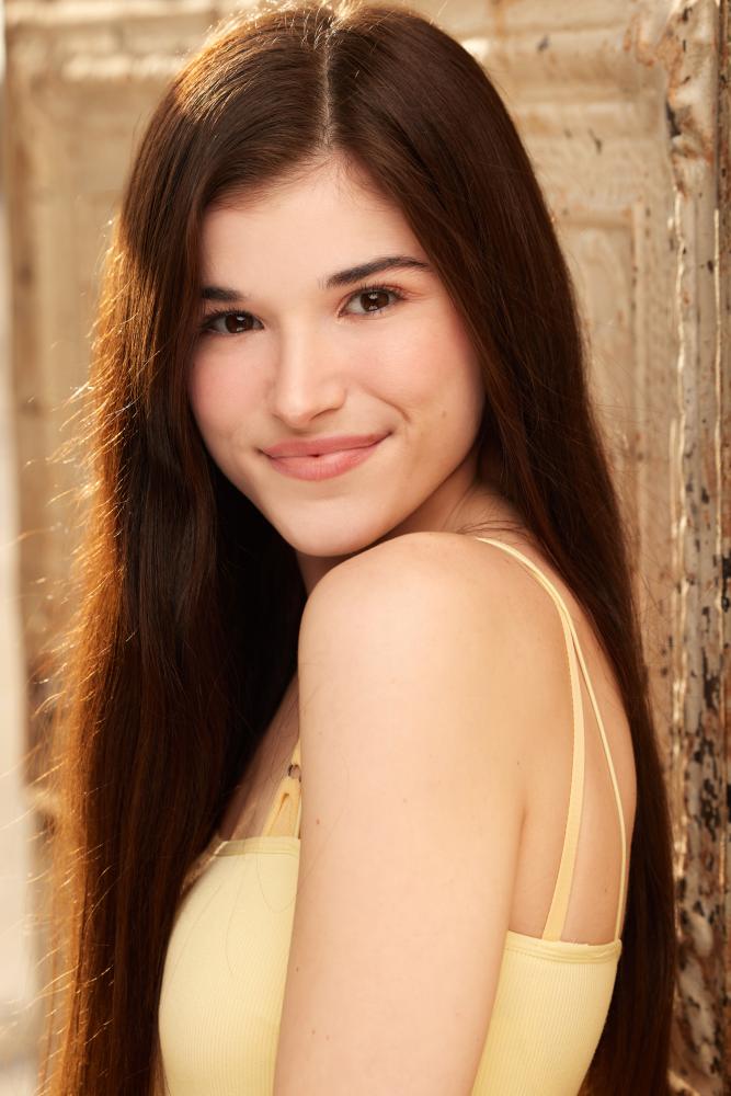 Chloe Sciore