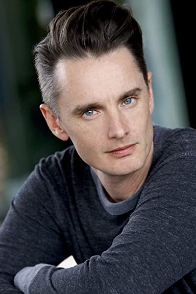 Dickie Beau