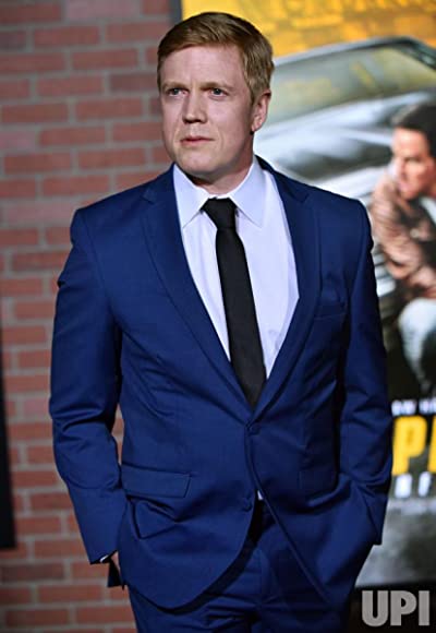 Dustin Tucker