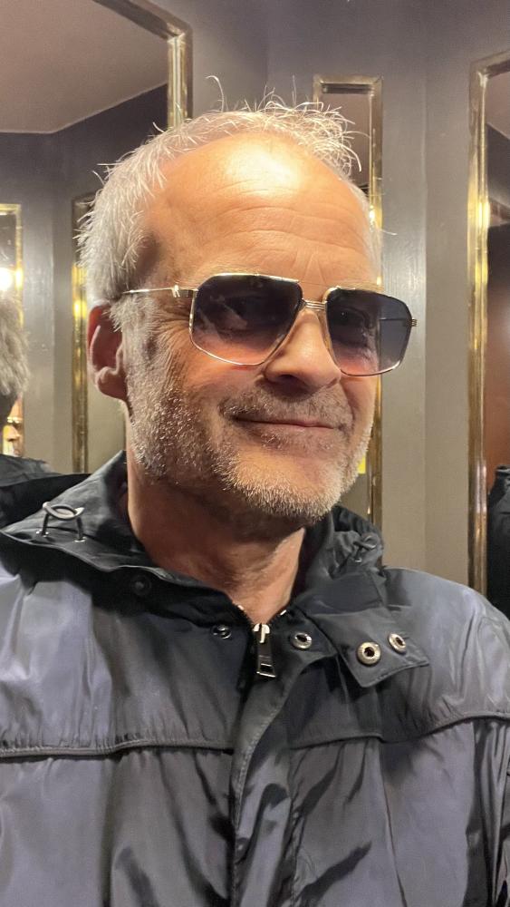 Farzad Farzaneh