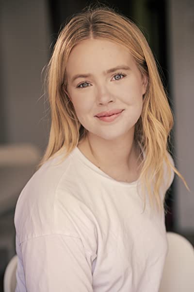 Joan Hart