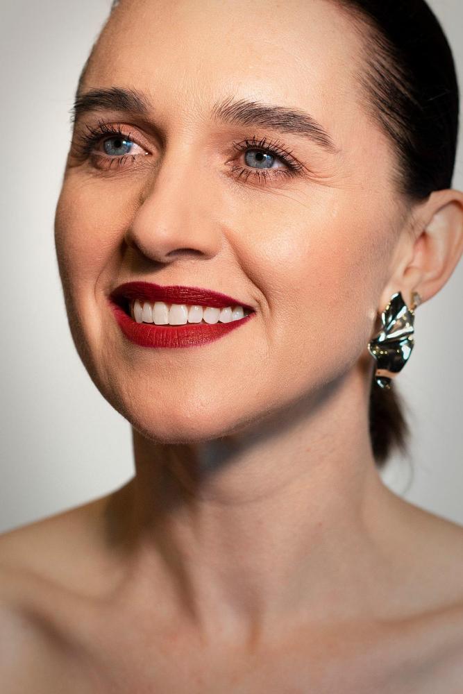 Lena Hall