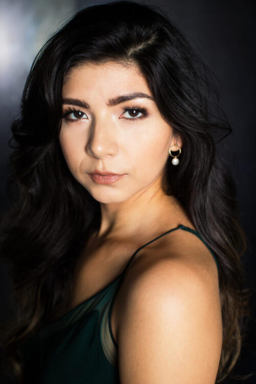 Lindsay Navarro