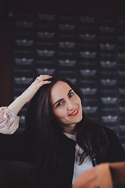 Luci MacNair