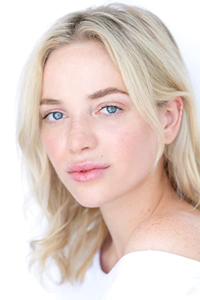 Maggie Nixon