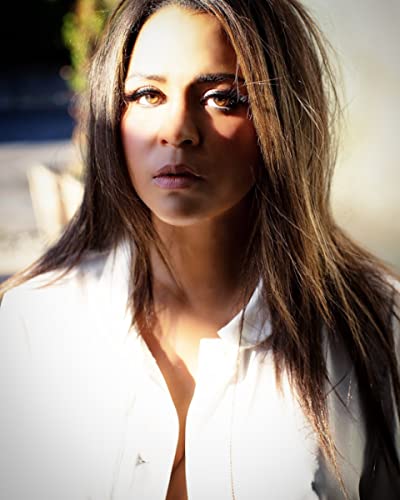 Nicole G. Leier
