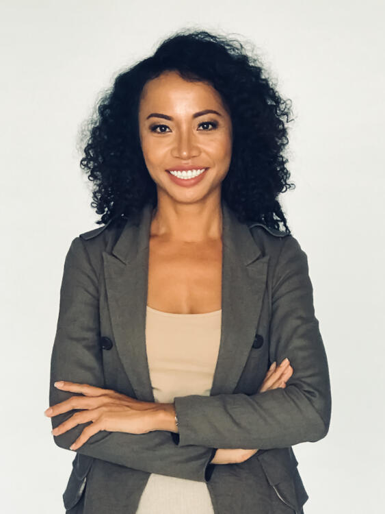 Sandy Huong Pham